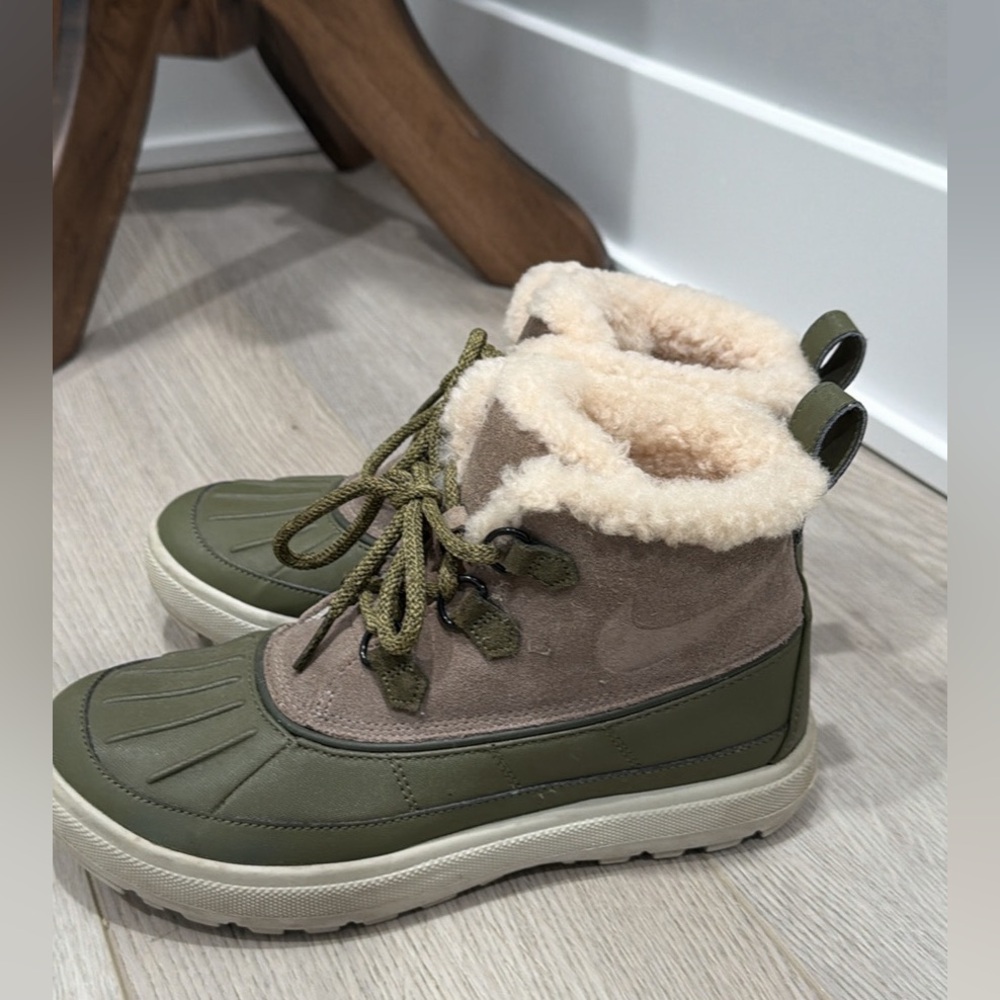 Nike boots
